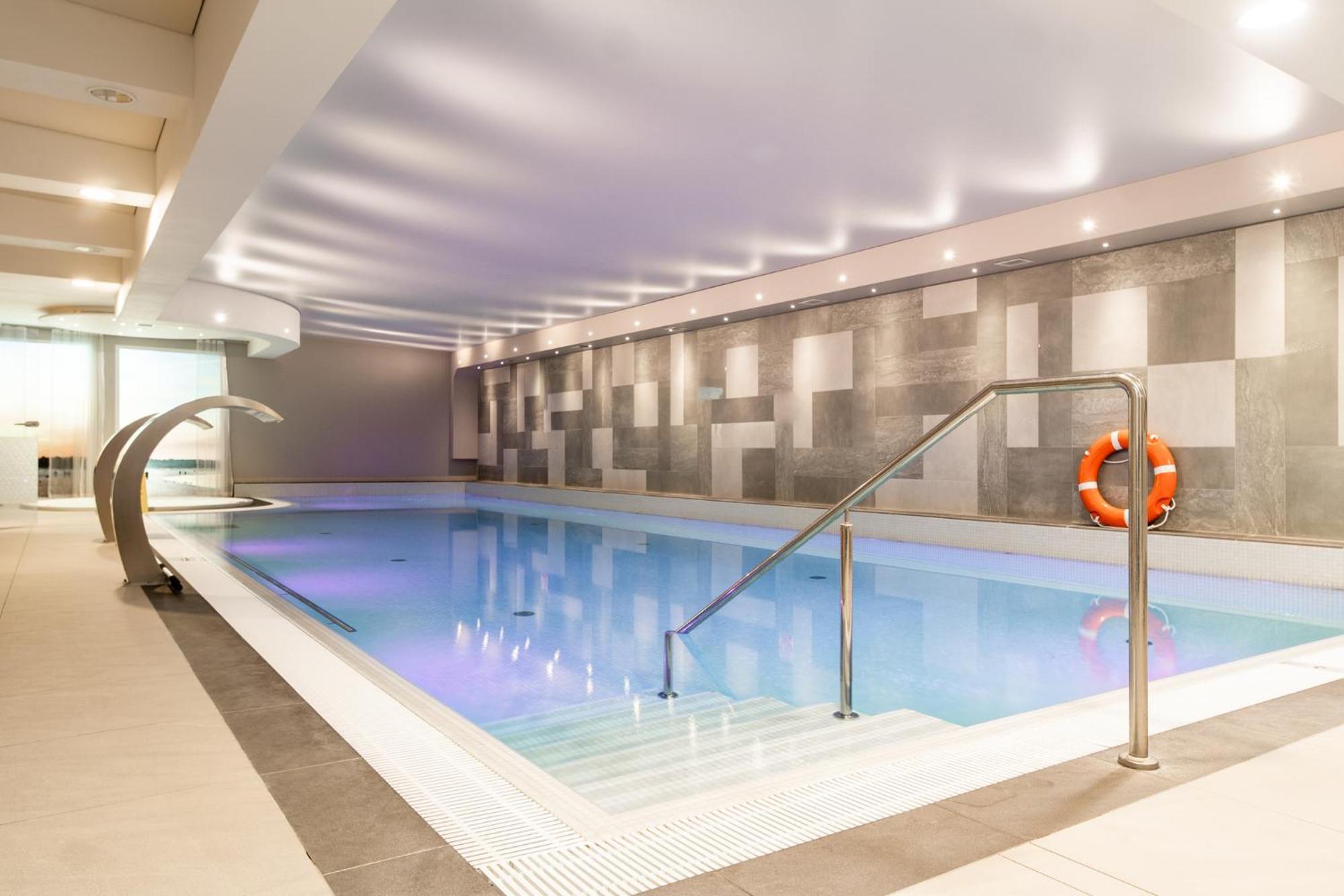 Hotel & Spa Trzy Wyspy Свиноуйсьце Экстерьер фото