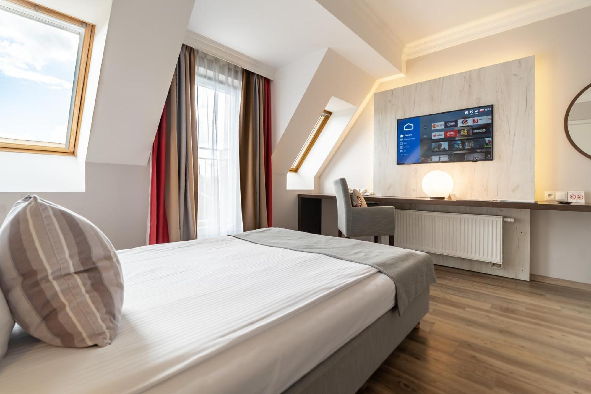 Hotel & Spa Trzy Wyspy Свиноуйсьце Экстерьер фото