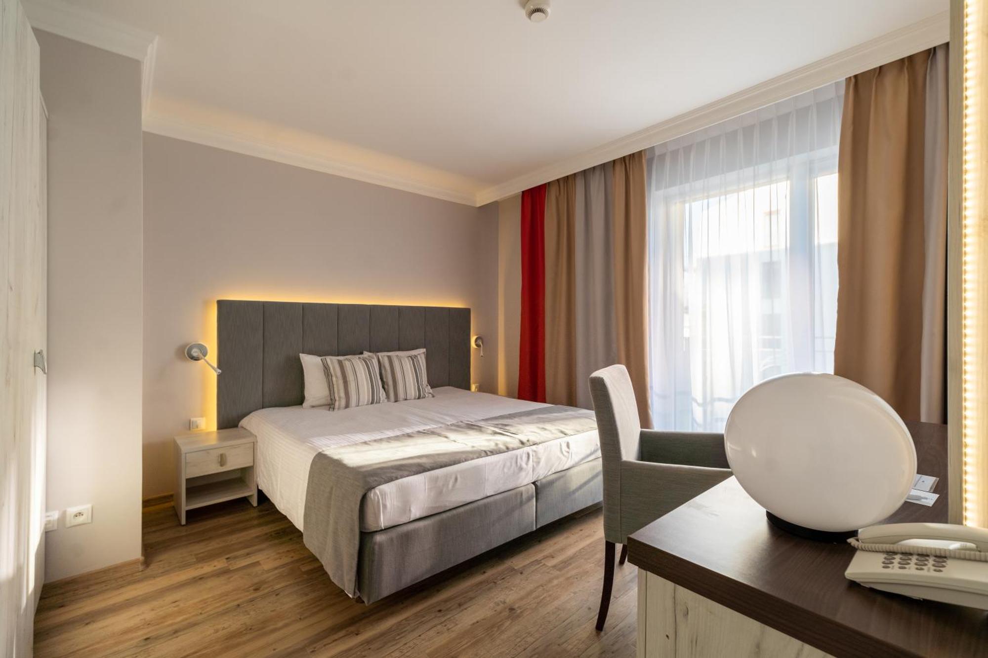 Hotel & Spa Trzy Wyspy Свиноуйсьце Экстерьер фото