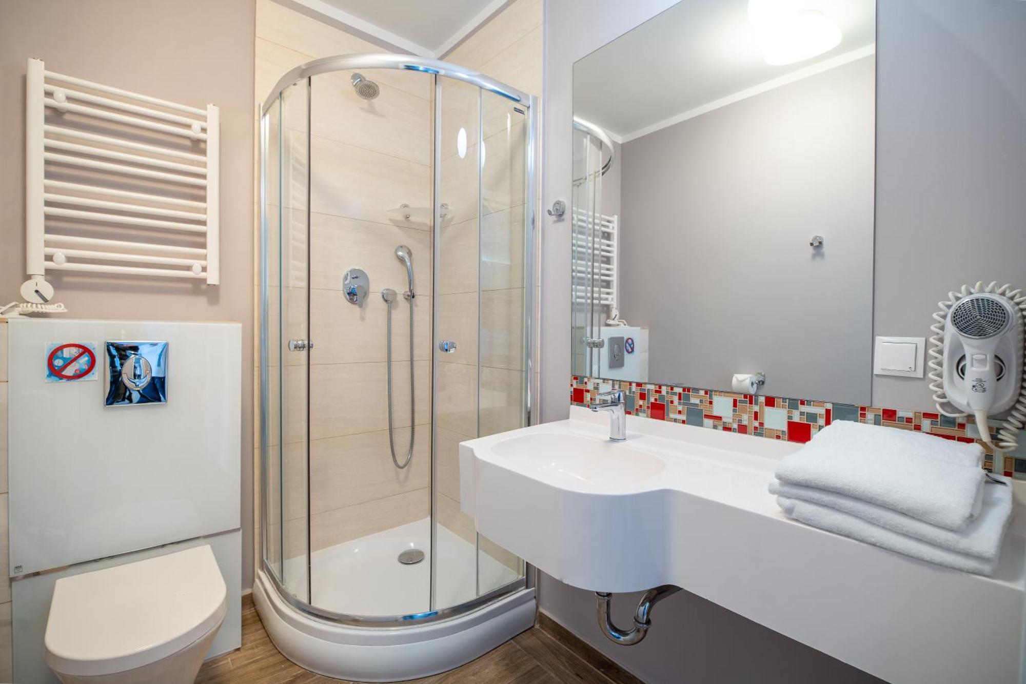 Hotel & Spa Trzy Wyspy Свиноуйсьце Экстерьер фото