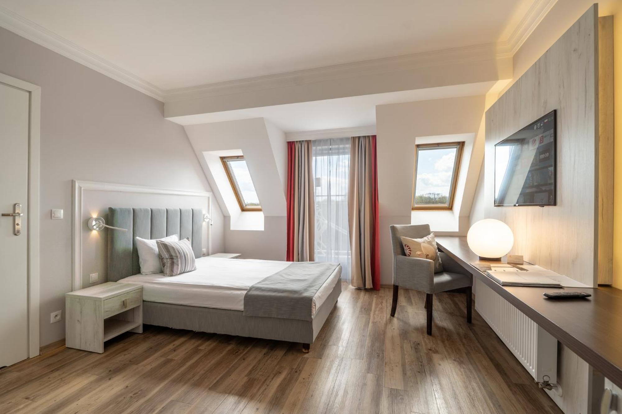 Hotel & Spa Trzy Wyspy Свиноуйсьце Экстерьер фото